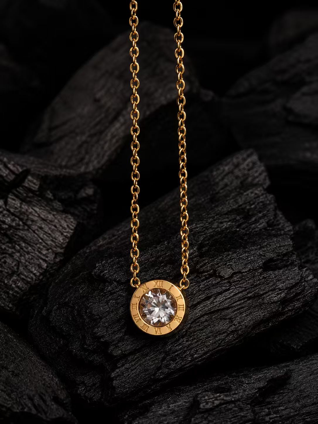 ✨ Gold Pendant | Elegant Fashion Jewelry