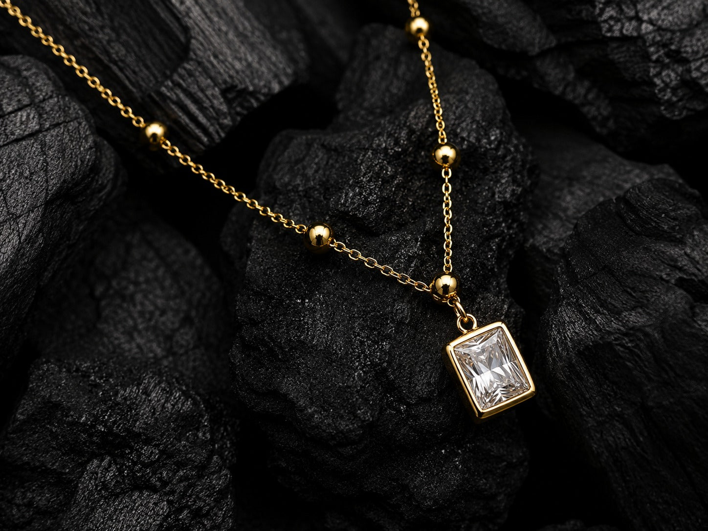 ✨ Square Gold Sparkle Pendant | Elegant Fashion Jewelry